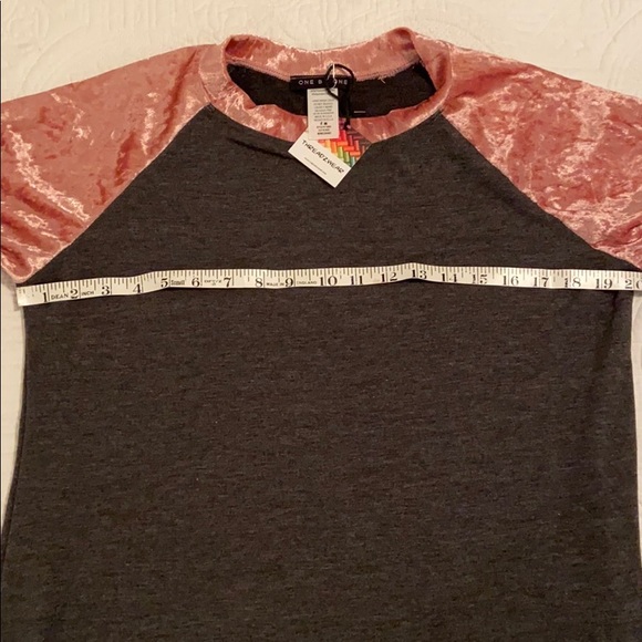 Velvet Sleeved Baseball Tee - Picture 4 of 4